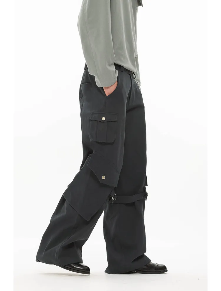 Adjustable strap cargo pants