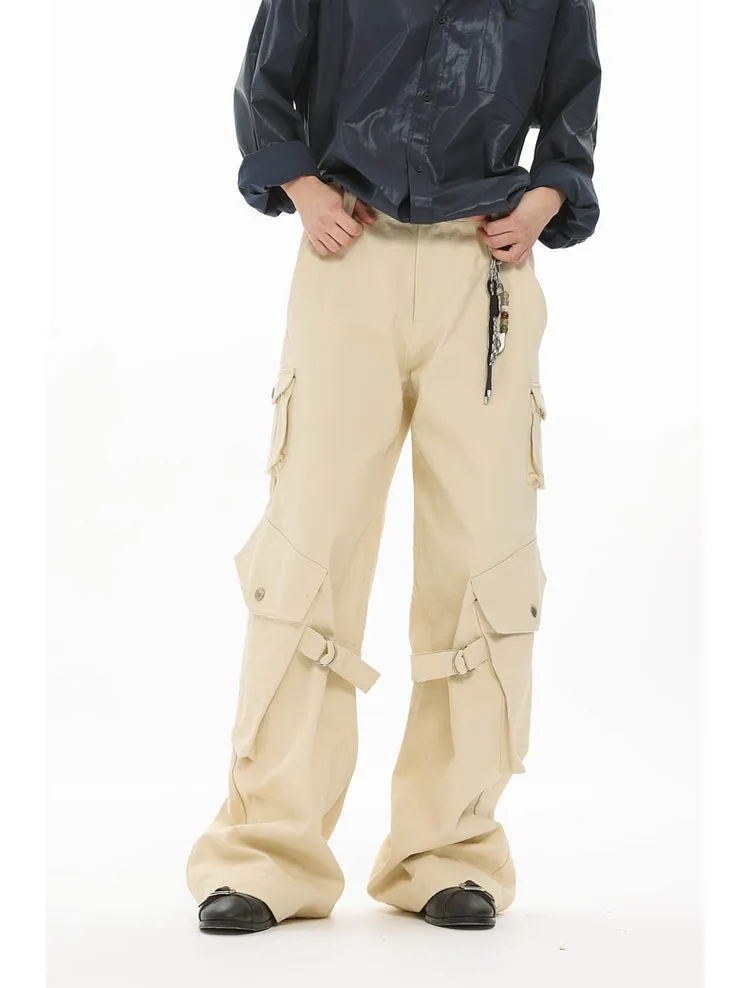 Adjustable strap cargo pants