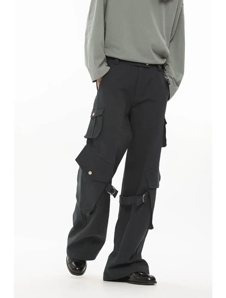 Adjustable strap cargo pants