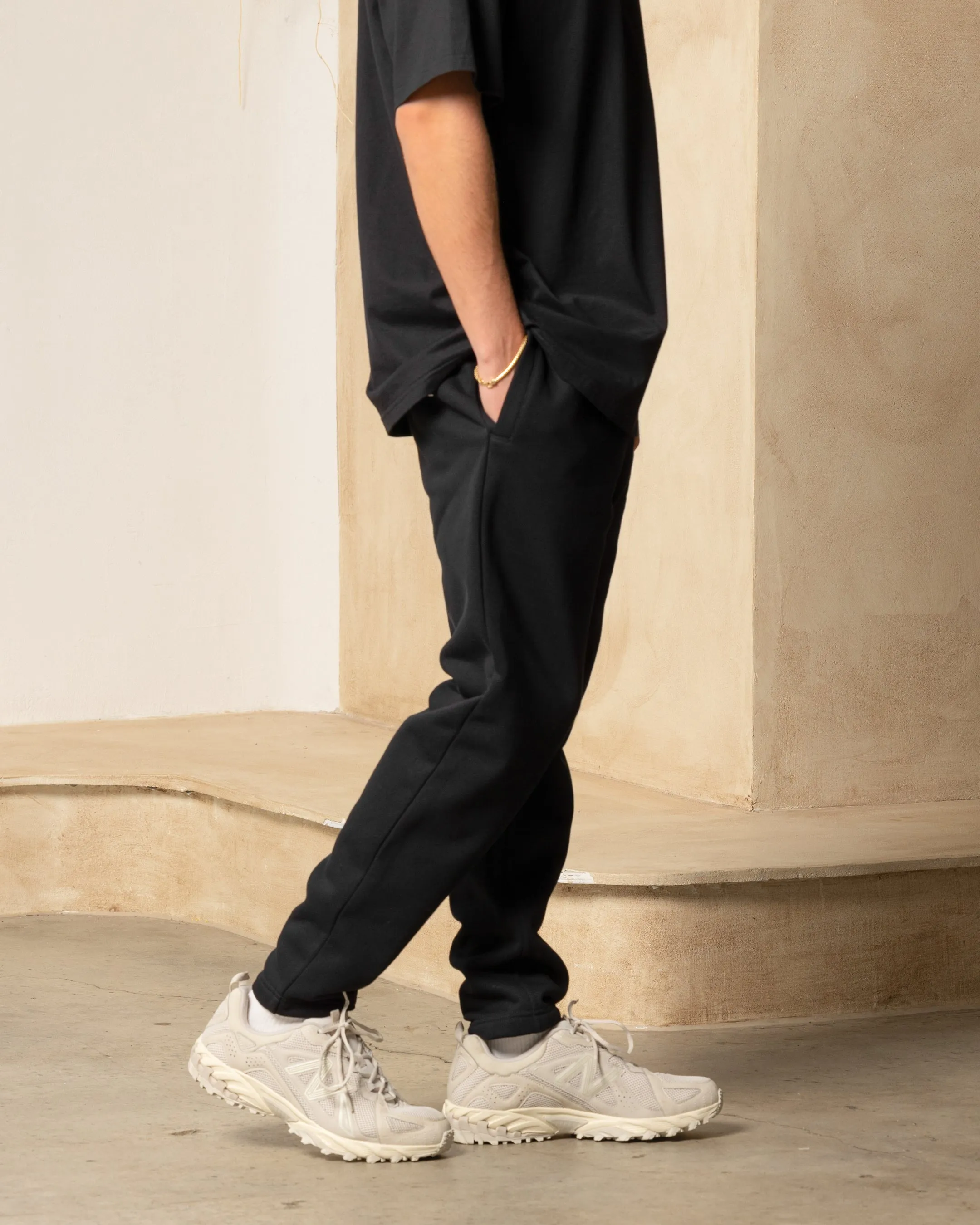 Carre Revolution Baggy Sweatpants Black