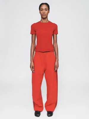 Curved Trackpant in Rouge