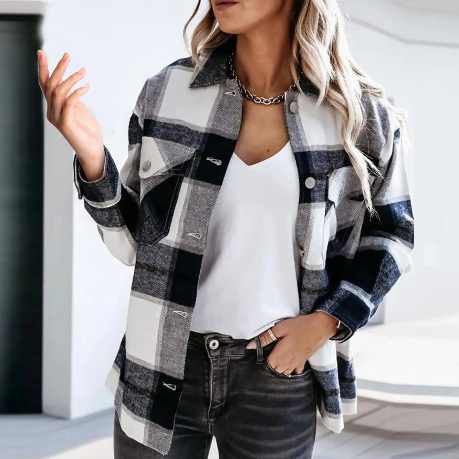 Plaid Printed Worsted Wool Jacket with Turn-down Collar and Pockets