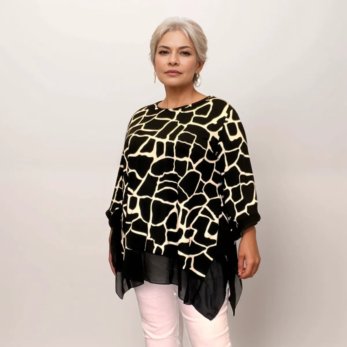 ROCKTHOSECURVES ANIMAL PRINT 3/4 SLEEVE TOP WITH CHIFFON HANKY HEM