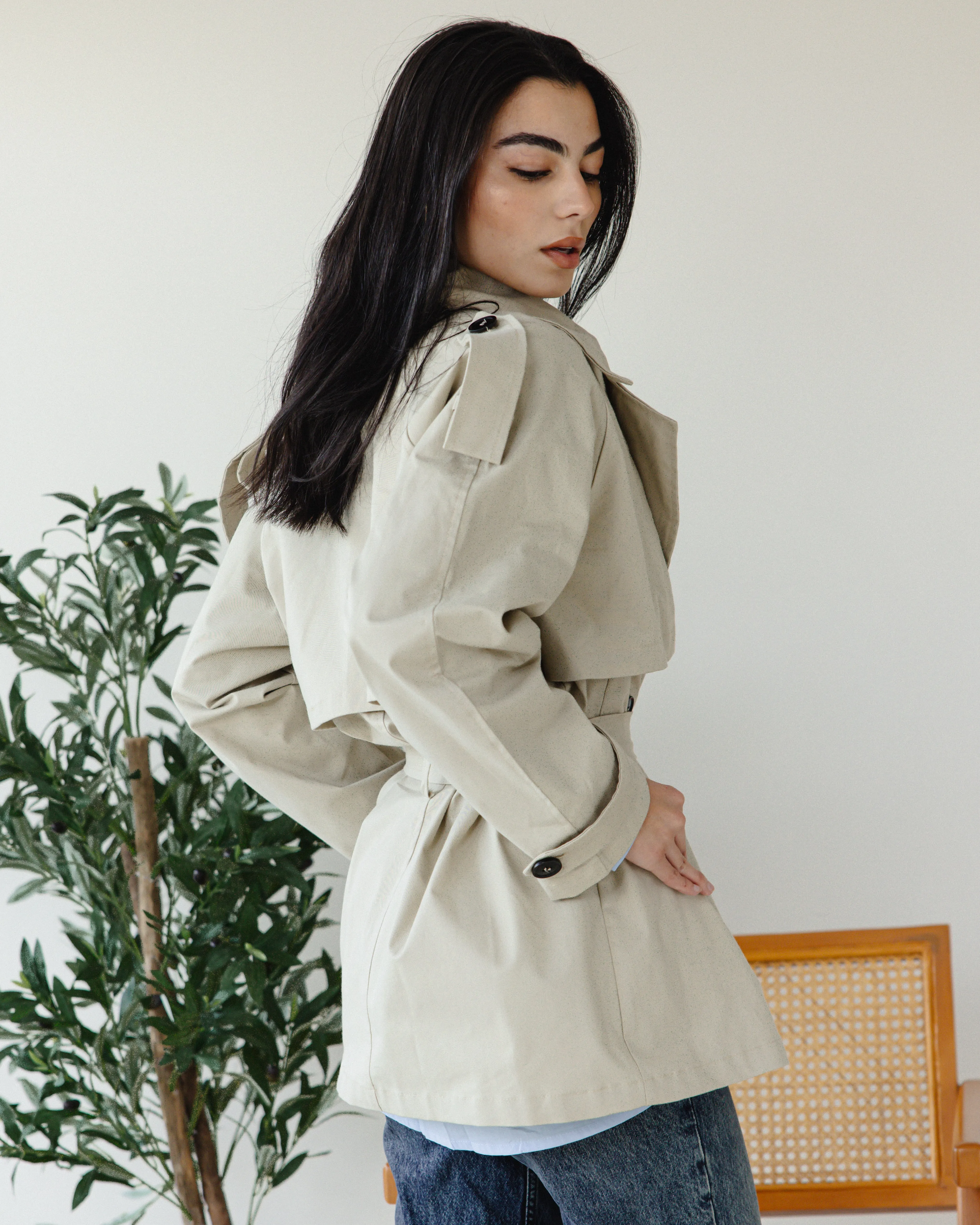 SHORT TRENCH COAT BEIGE